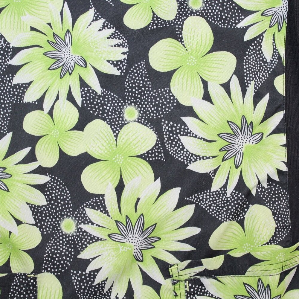 Koi Womens Large Medical EMS Vet Nurse Scrub Top Green Floral Stretch Breathable - Picture 6 of 11
